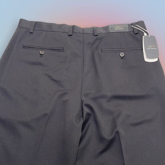 GREG NORMAN GOLF Men’s 36 x 32 Black Pleated Pant - Picture 3 of 3